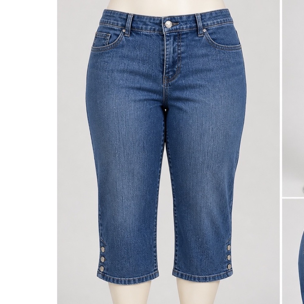 Gloria Vanderbilt All Around Slimming Capri Jeans Blue Button Hem Womens 12